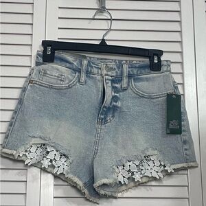 NWT Wild Fable Women's Blue Denim Shorts with Lace Trim High Rise Size 2